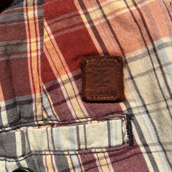 Mes’s Izod Dress Shorts - Picture 4 of 4